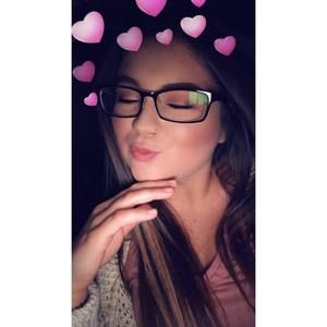 Meet your Posher, Hayley